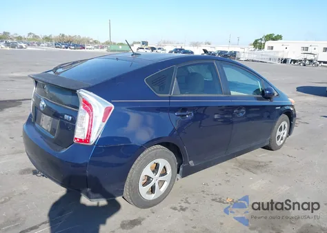 2012 Toyota Prius Three из США, поврежденный, VIN JTDKN3DU7C1562470